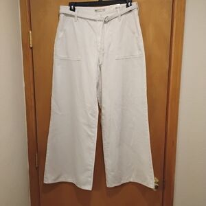 NWT Juniors SO White Wide-Leg Jeans J15 Firm Price